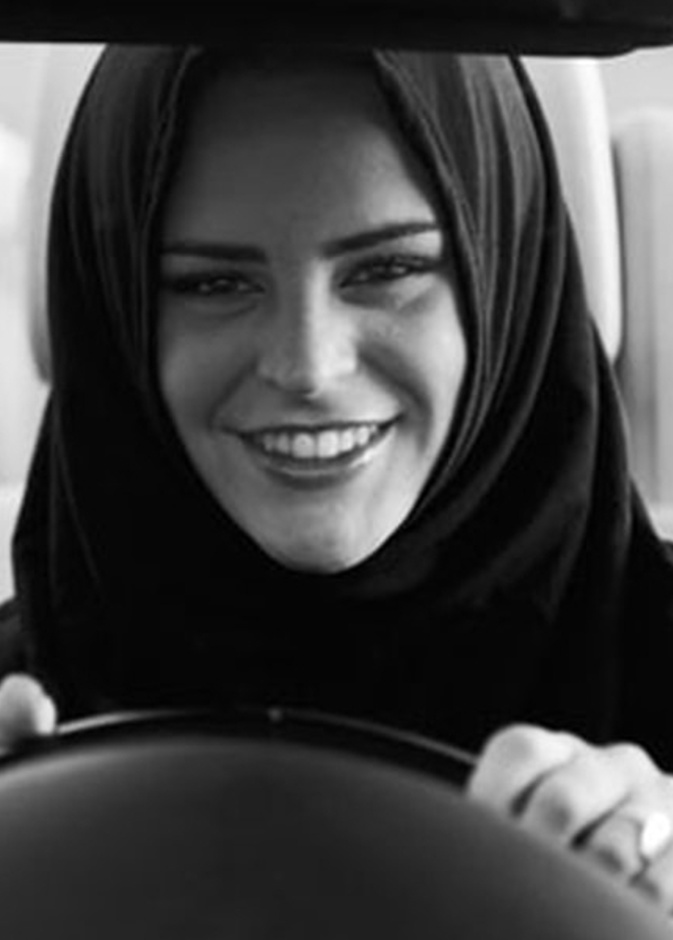 نظام مكافحة التحرش يحمي السيدات من تصرفات المراهقين