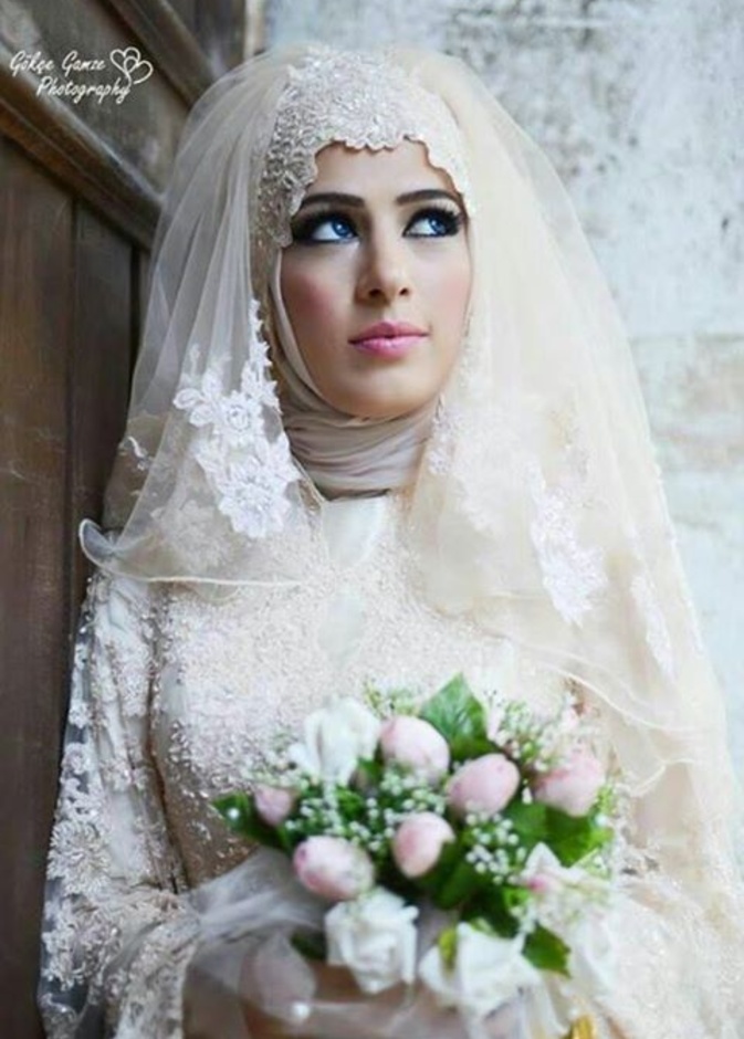 لفات الحجاب المثالية للعروس تشكل تحديا حقيقيا