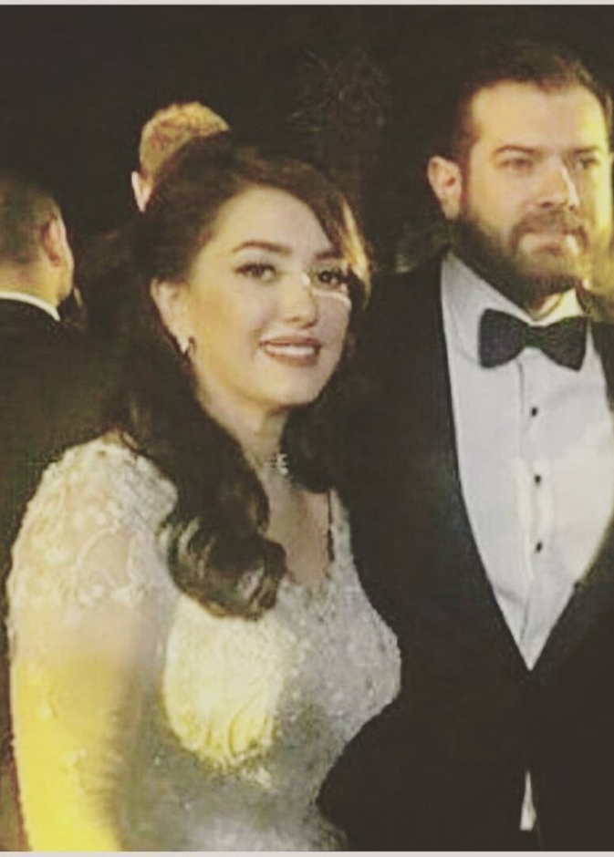 كارمن سليمان في لقطة من زفافها