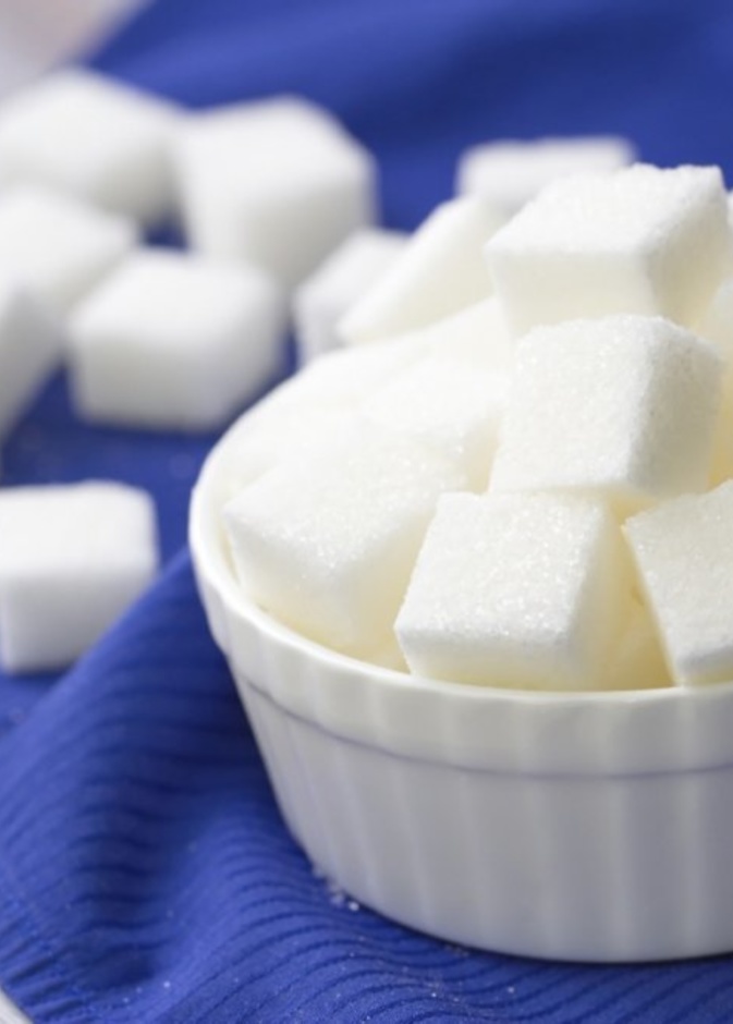 ارتباط وثيق بين استهلاك السكر وخطر الاكتئاب لدى الرجال