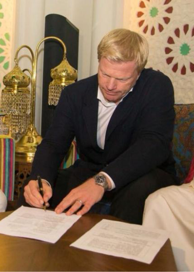 أوليفر كان يقدم برامج تدريبية لحراس مرمى المنتخب السعودي في كأس العالم