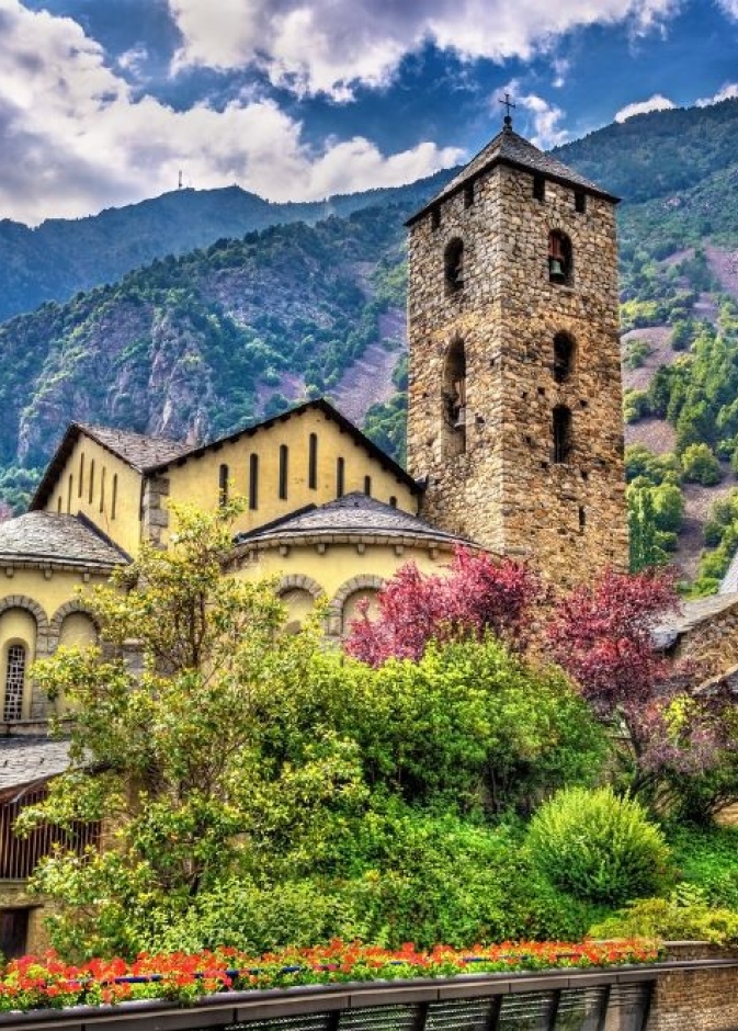 طرقات أندورا الساحرة