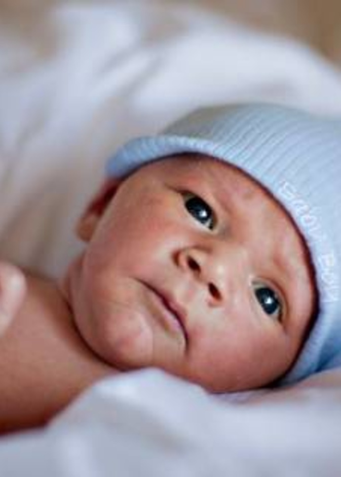 وفاة الجنين في بطن أمه بسبب انقطاع المشيمة