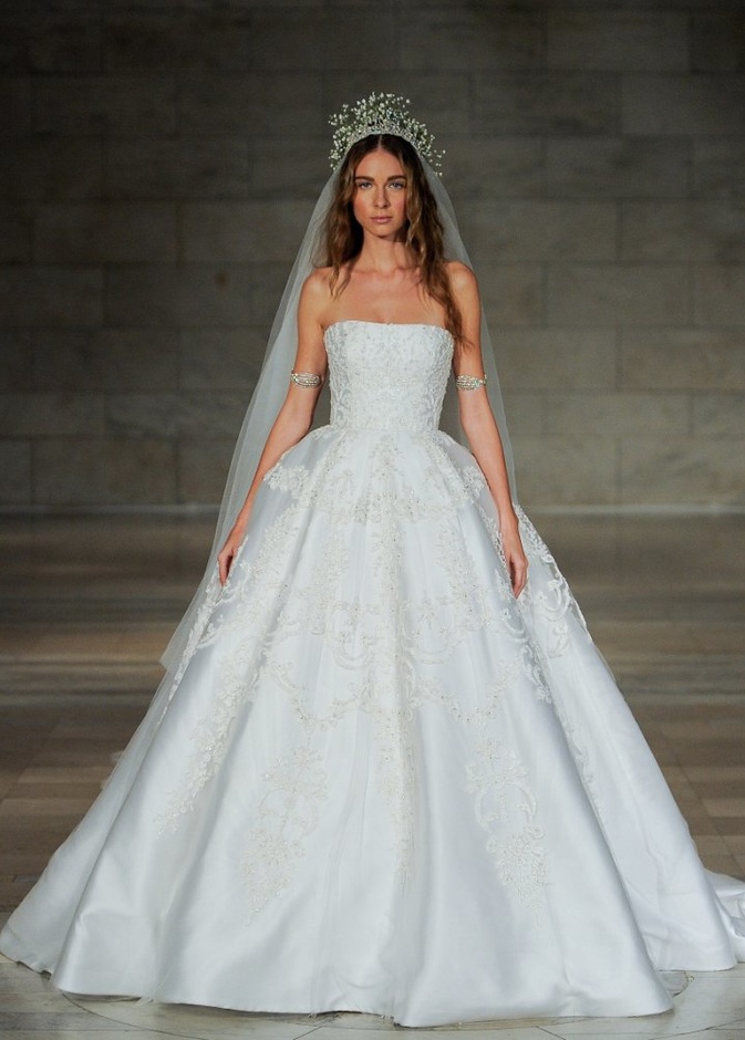 فساتين زفاف من نعيم خان