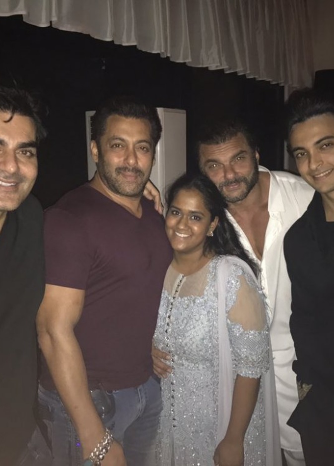 مشاهير حضروا حفل أربيتا خان شارما