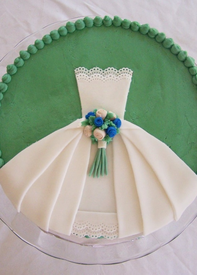 صور تورته زفاف على شكل فستان زفاف للعروس غير التقليدية و الجريئة