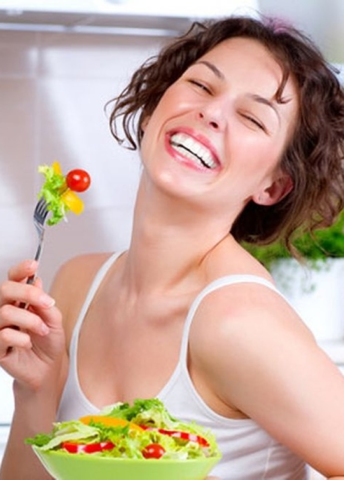 اطعمة تحسن مزاجك قبل الزفاف.