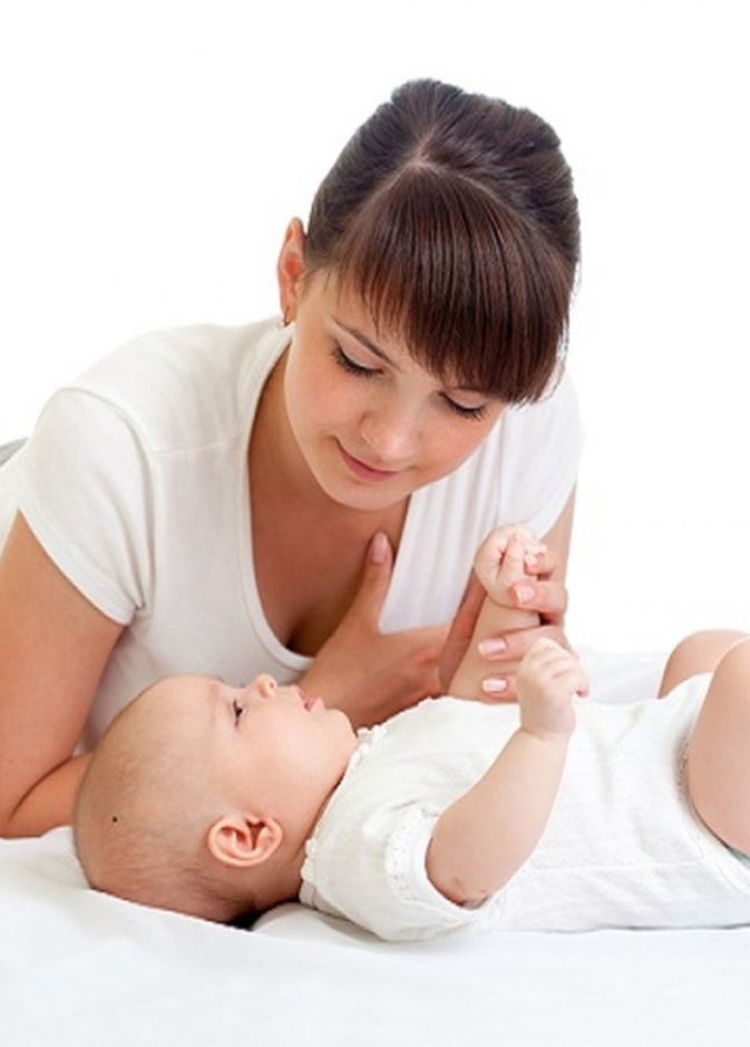 معرفة حجم معدة الرضيع في الايام الأولى