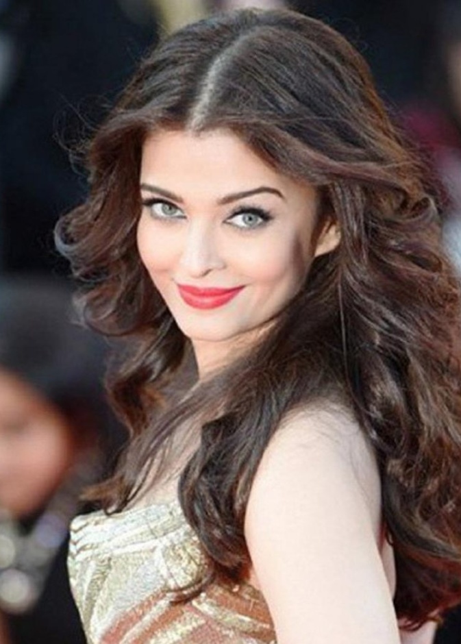 هل استخدمت آيشواريا راي زيوت التنحيف للحفاظ على رشاقتها