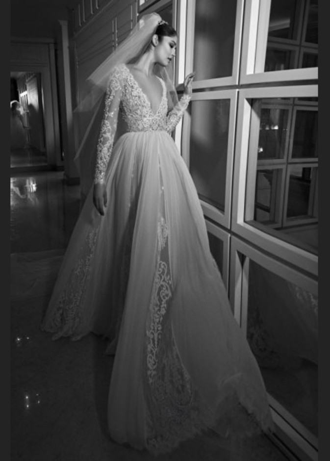 فستان من زهير مراد