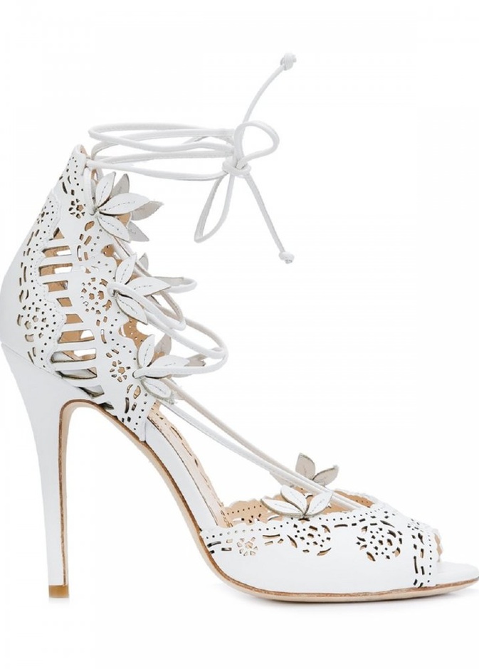 حذاء من badgley mischka