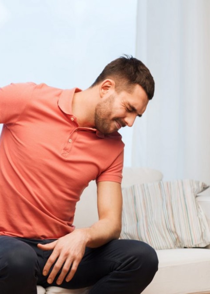 وجود صعوبة في التبول من اعراض التهاب البروستاتا المزمن