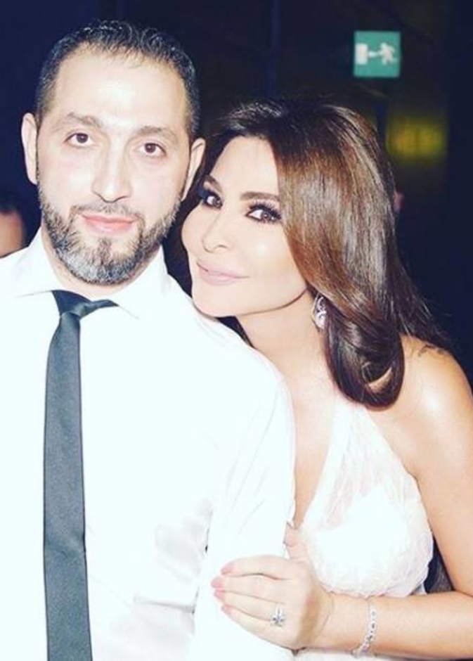 اليسا تشارك متابعيها صورة مع شقيقها كميل في باريس