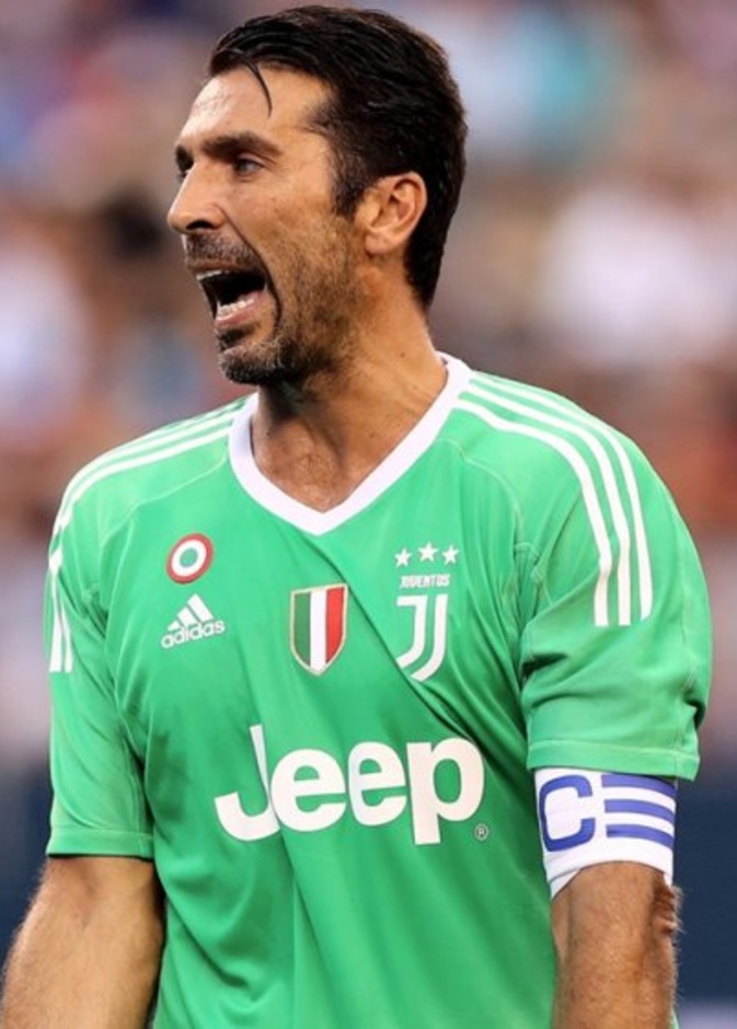 رسميًا انتهاء أسطورة بوفون مع منتخب إيطاليا