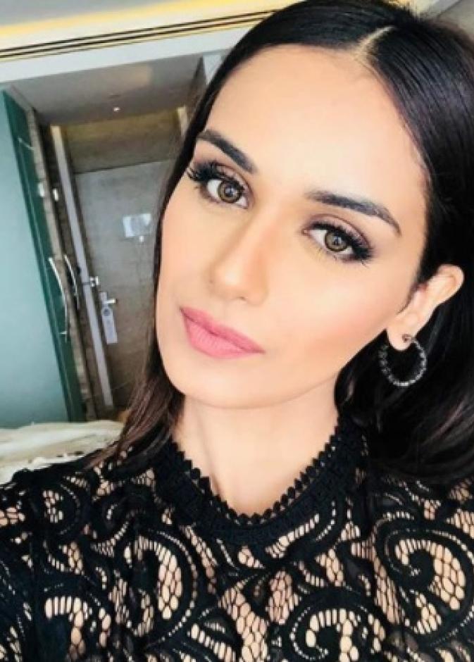 مكياج هندي على طريقة ملكة جمال العالم ‏Manushi Chhillar