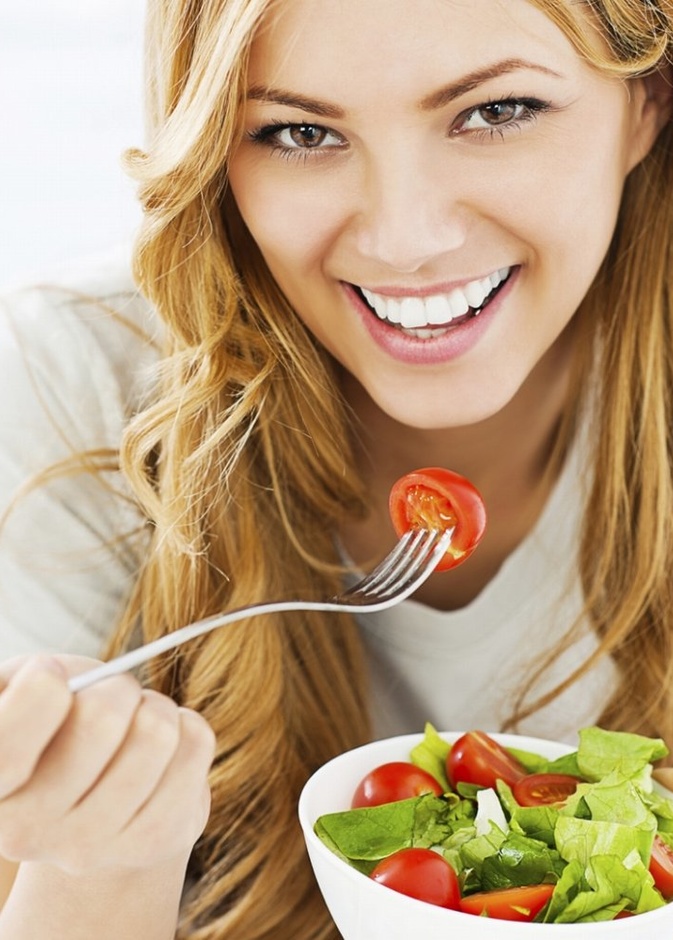 قومي بالتنويع بين تمارين الكارديو و تمارين القوة الاخرى