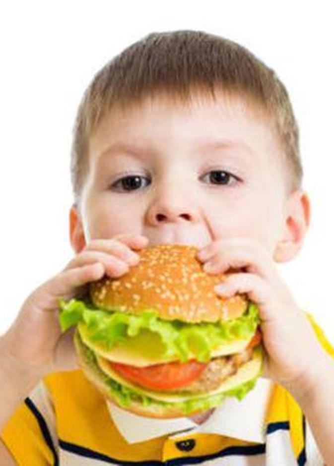 خبراء يحذرون من اثر بدانة الأطفال على ادراكهم