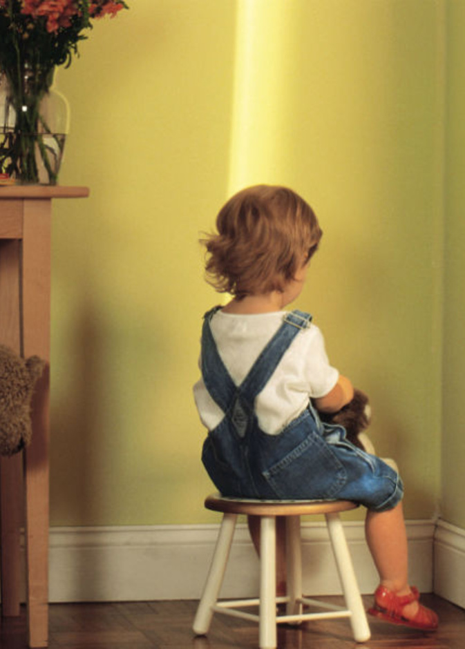 طرق استخدام كرسي العقاب للاطفال