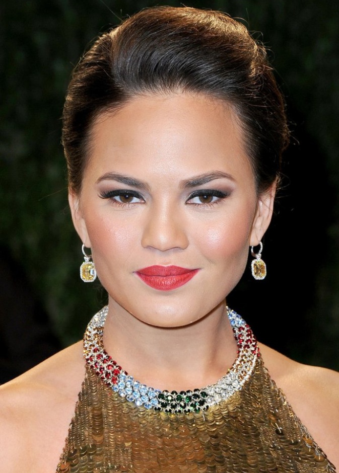 كريسي تيغن ترتدي خواتم لورين شوارتز Lorraine Schwartz