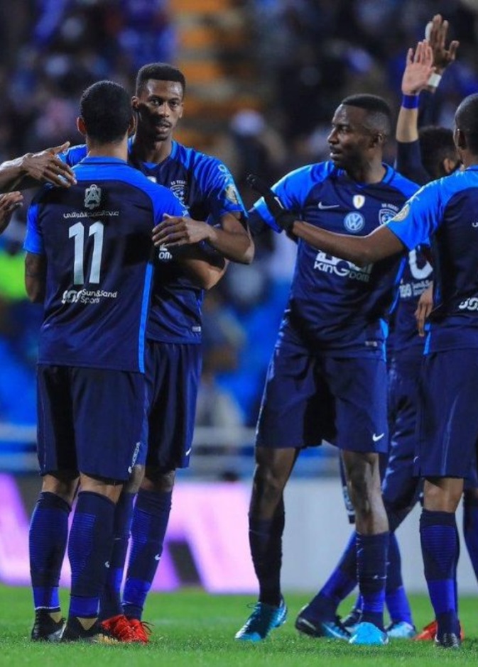 صدارة الدوري السعودي في يد الهلال مجددا