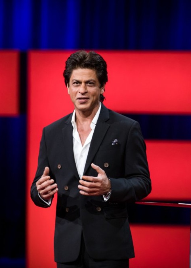 شاروخان بدور رائد الفضاء راكيش شارما بدلا من عامر خان.