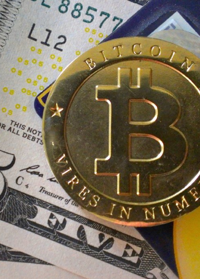 هجوم هاكر يغلق أكبر مواقع العملات الرقمية في العالم