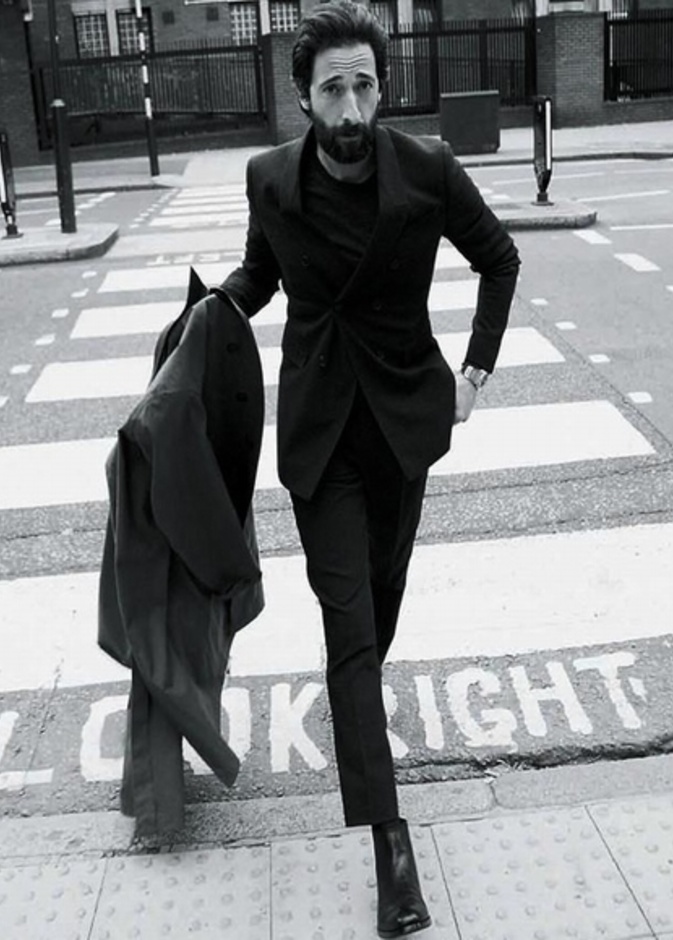 اطلالة جذابة وشبابية بأسلوب الطبقات بستايل راقي