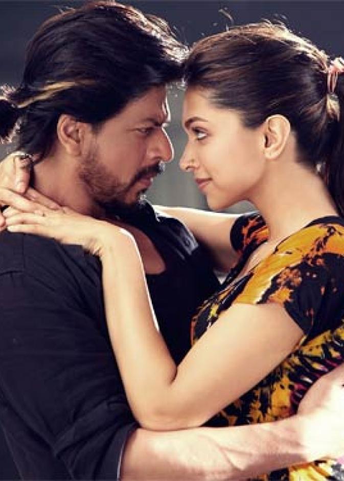 شاروخان يتصدر قائمة الرجال و و ديبيكا بادوكون قائمة النساء