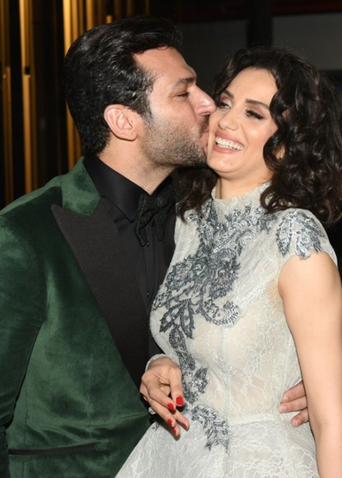 مراد يلدريم  وايمان الباني