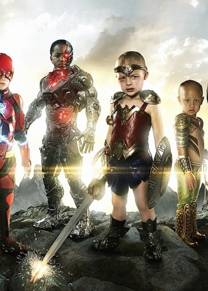 جلسة تصوير مؤثرة لأطفال مصابين بالسرطان في أزياء أبطال خارقين