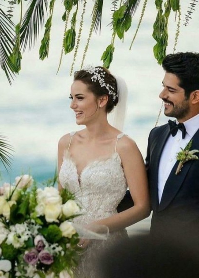 بورااك اوزجفيت وفهرية افجان