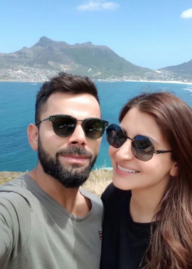 نجوم بوليوود يهنئون معجبيهم بالعام الجديد