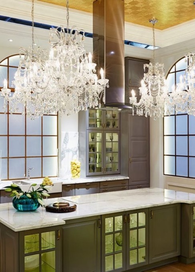 ديكورات خشبية فاخرة لديكور المطبخ الكلاسيكي