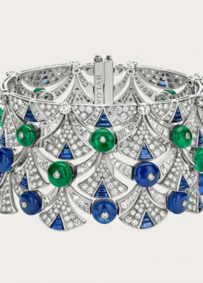 سوار من بولغاري من الماس والياقوت الازرق والزمرد