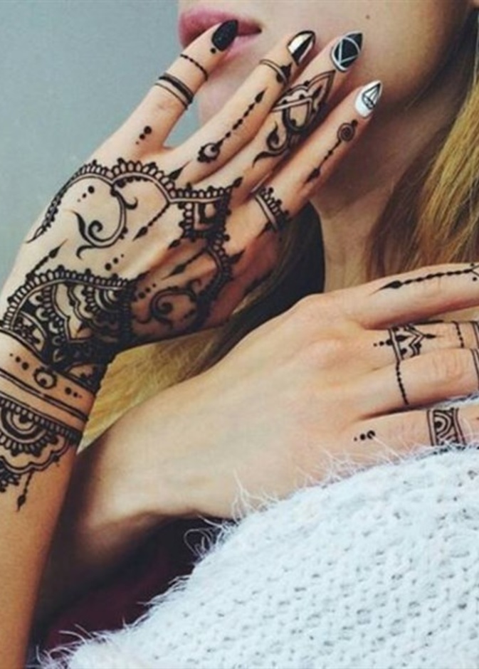 نقش حناء مميزة