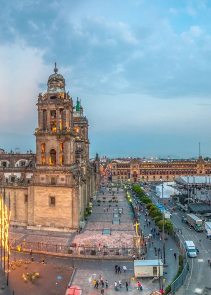 مدينة مكسيكو أو مكسيكو سيتي هي واحدة من أهم وأشهر مدن المكسيك