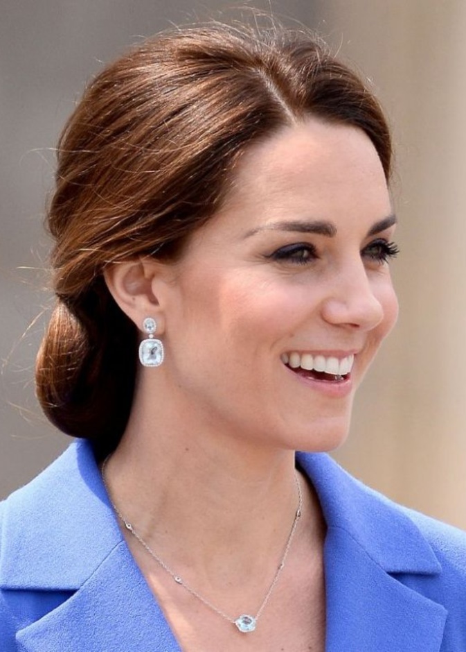 كريم اساس مشرق في اطلالة الدوقة كيت ميدلتون kate Middleton