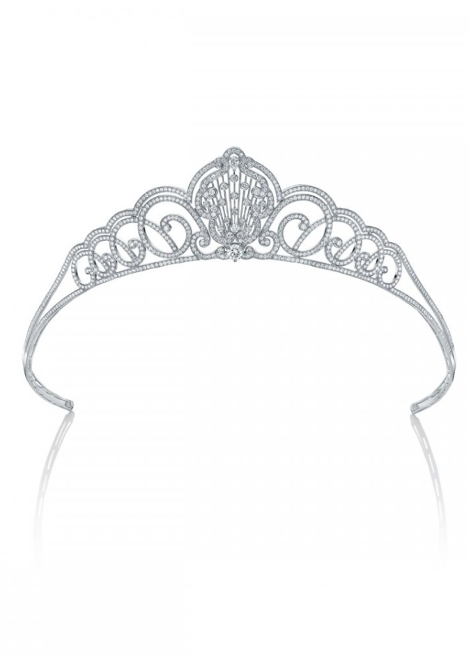 تاج كارتييه من الماس