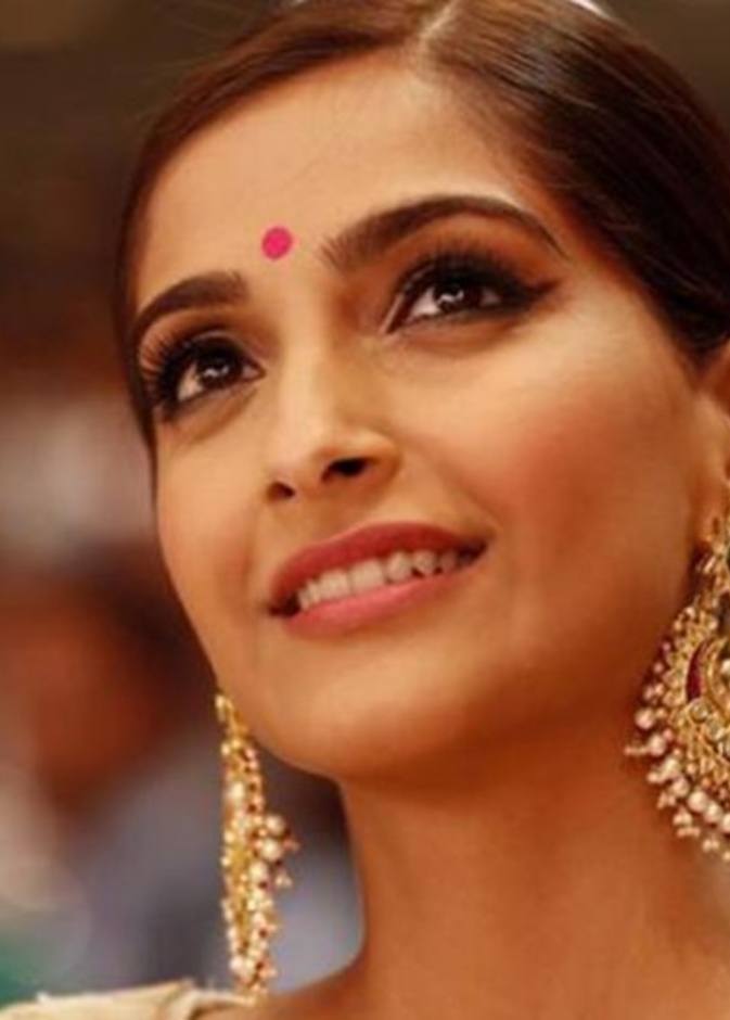 سونام كابور