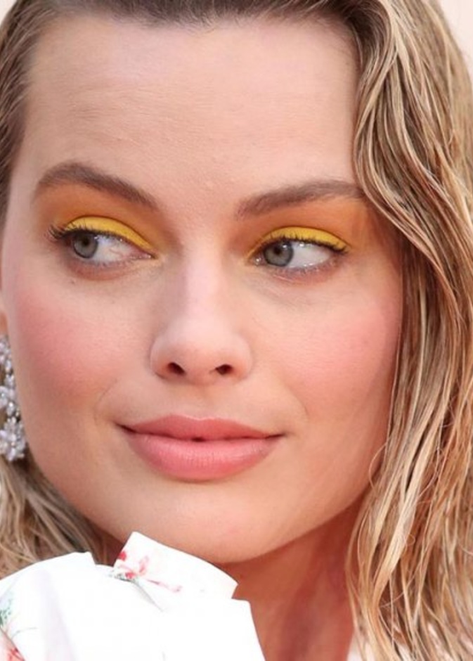 مكياج 2018 بالوان الاصفر باسلوب مارغوت روبي‎ Margot Robbie