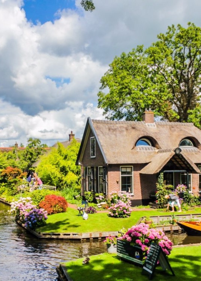 الجمال الفريد في تاورمينا