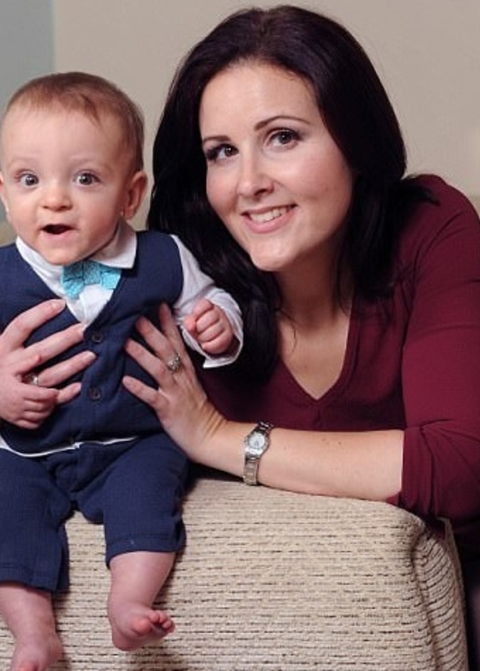 والدة الطفل المعجزة كانت على يقين بوفاة طفلها