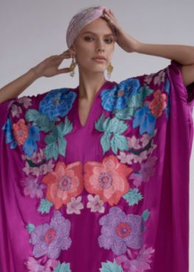 Moda Operandi يحتفل بالقفطان مع مجموعة Modern Kaftan