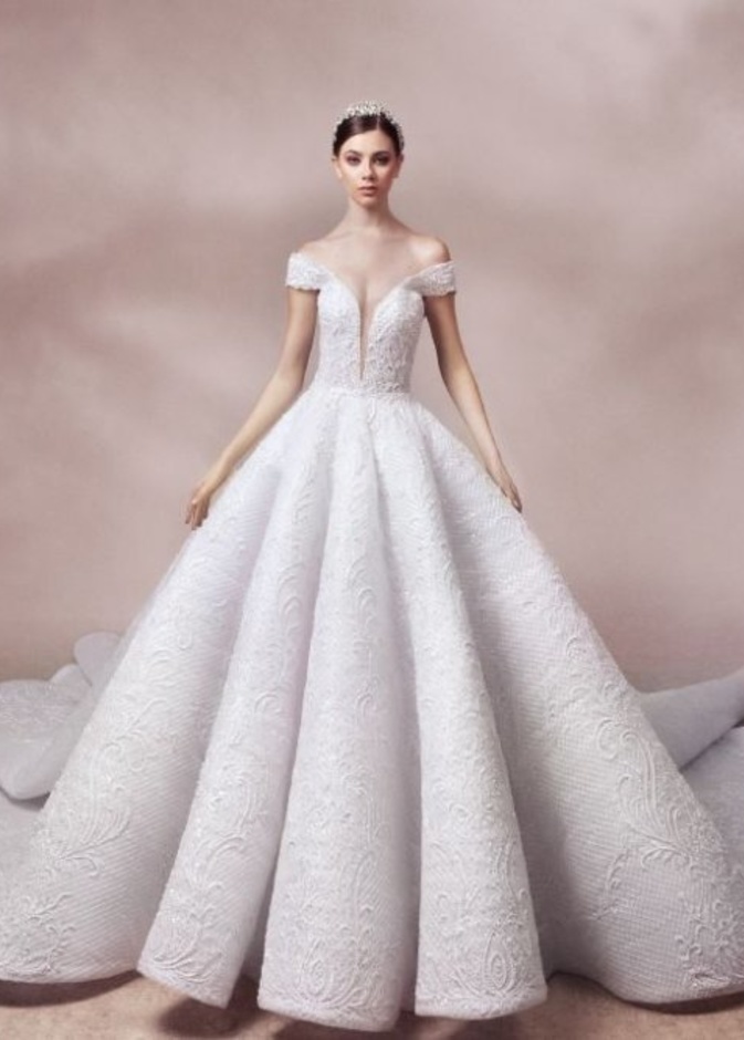 اجمل فستان زفاف للمُصمّم نجا سعادة