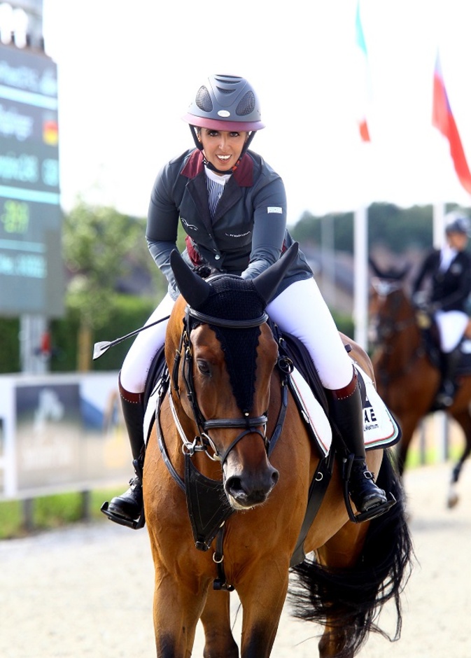 "أعداد الفارسات لرياضة قفز الحواجز ما زال قليلاً"