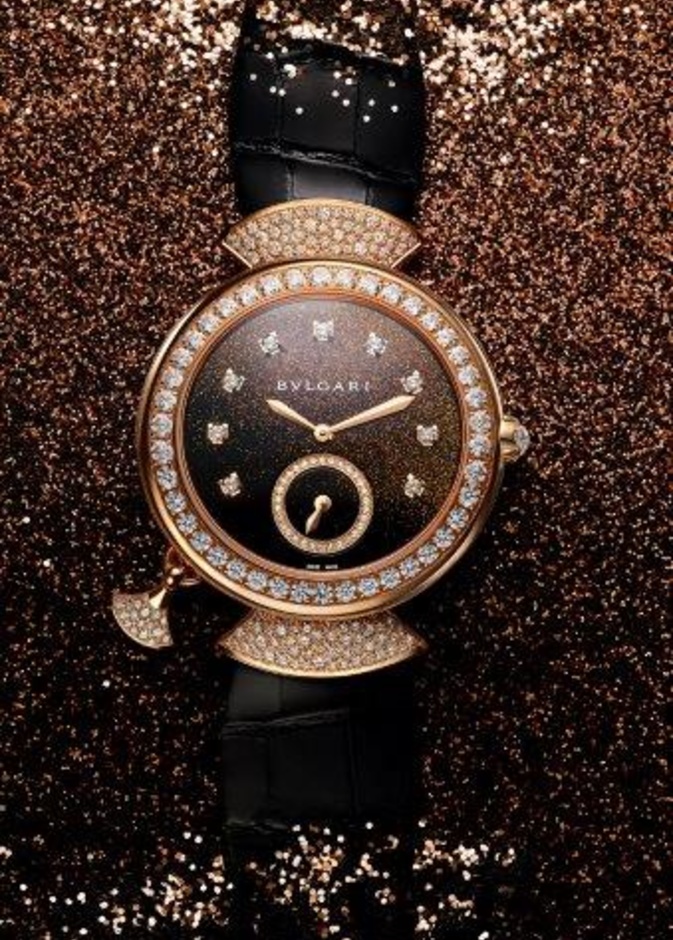 ساعة ديفاز دريم بنظام مكرر الدقائق Diva’s Dream Minute Repeater