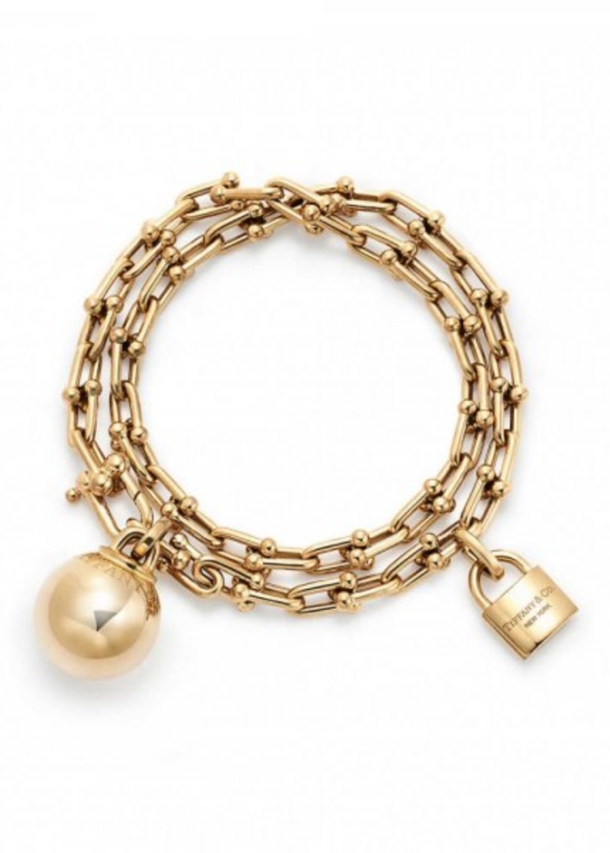 اسوارة من Suzanne Kalan