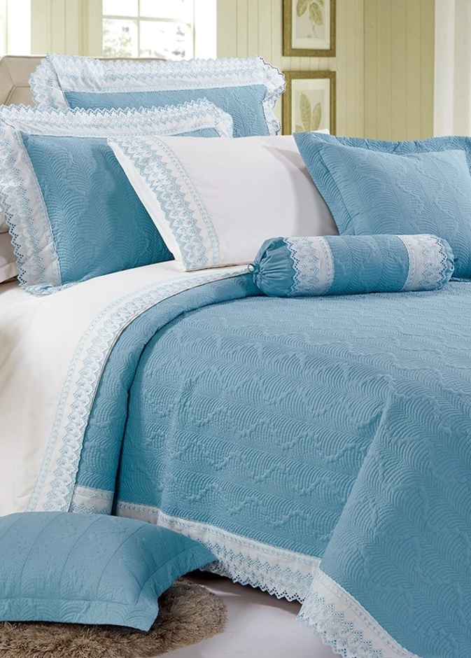 مفرش من الساتان