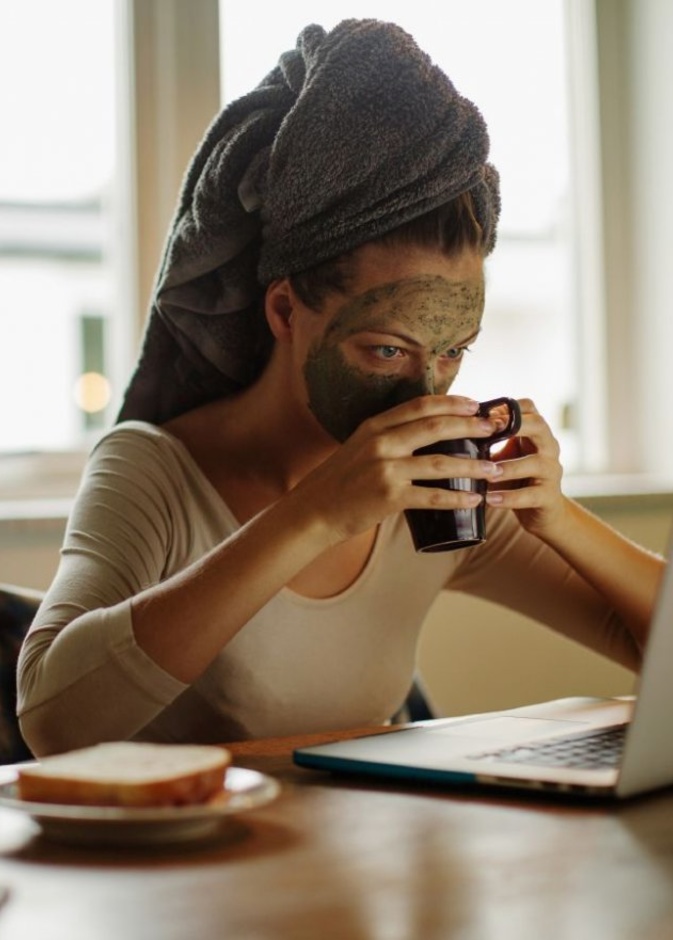 ماسك الطحينة لتوريد البشرة قبل الزفاف