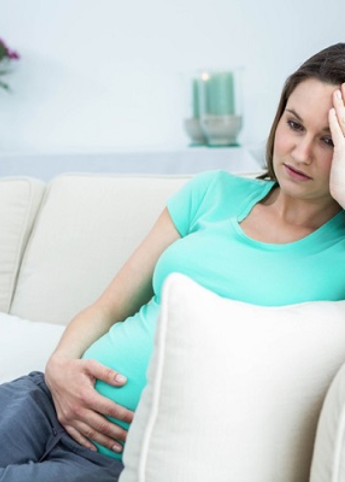 اعراض اكتئاب الحمل وطرق التغلب عليه 